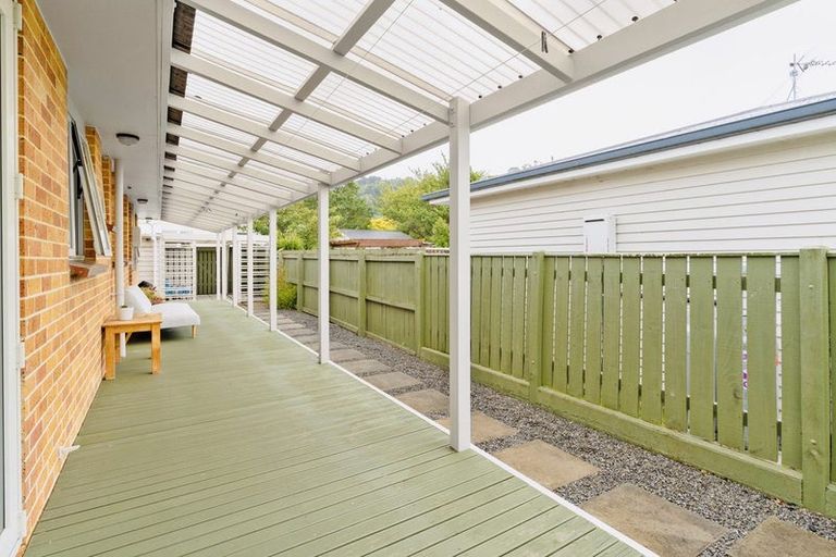 Photo of property in 41 Brandon Street, Featherston, 5710