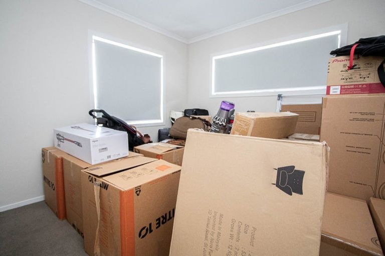 Photo of property in 2/9 Heath Street, Saint Andrews, Hamilton, 3200