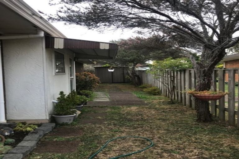 Photo of property in 12/171 Pigeon Mountain Road, Half Moon Bay, Auckland, 2012