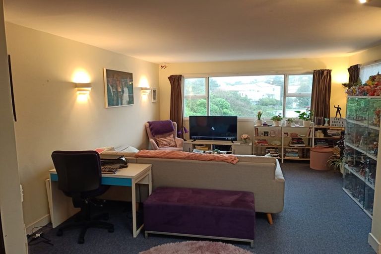 Photo of property in Parkland Flats, 19/51 Adams Terrace, Kelburn, Wellington, 6021