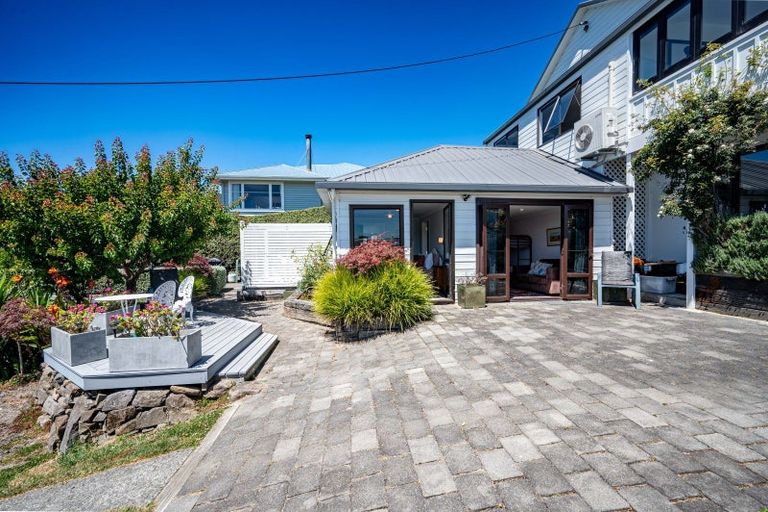 Photo of property in 17 Penlington Place, Akaroa, 7520