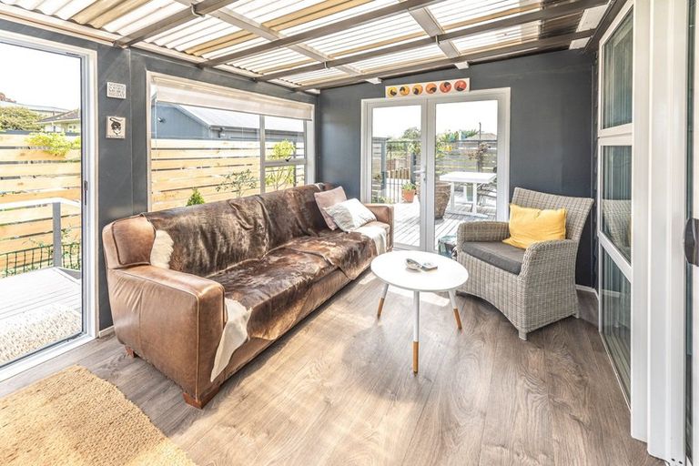 Photo of property in 5 Toi Street, Tawhero, Whanganui, 4501