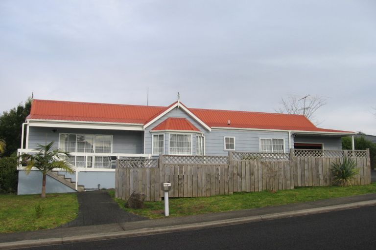 Photo of property in 1 Jacaranda Place, Kerikeri, 0230
