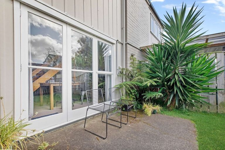 Photo of property in 49 Hamilton Drive, Waiuku, 2123