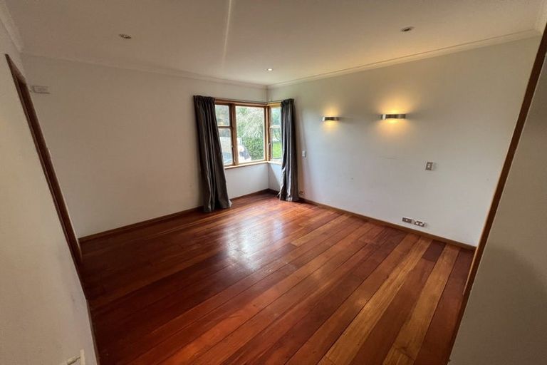 Photo of property in 10 Highfield Place, Levin, 5510