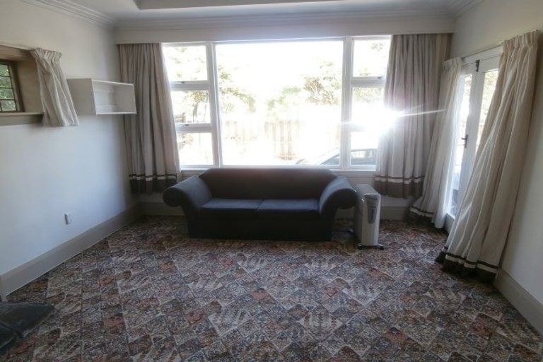 Photo of property in 12 Ilam Road, Upper Riccarton, Christchurch, 8041