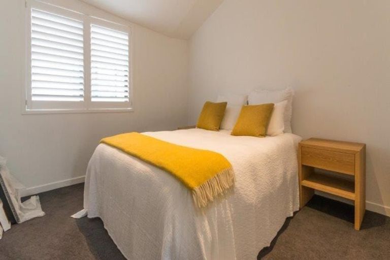 Photo of property in 6 Scurr Terrace, Wanaka, 9305