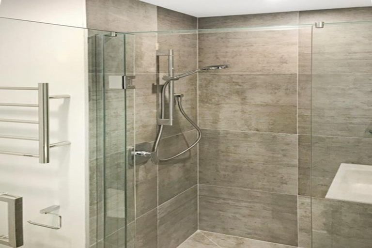 Photo of property in 14 Pottery Crescent, Hobsonville, Auckland, 0618