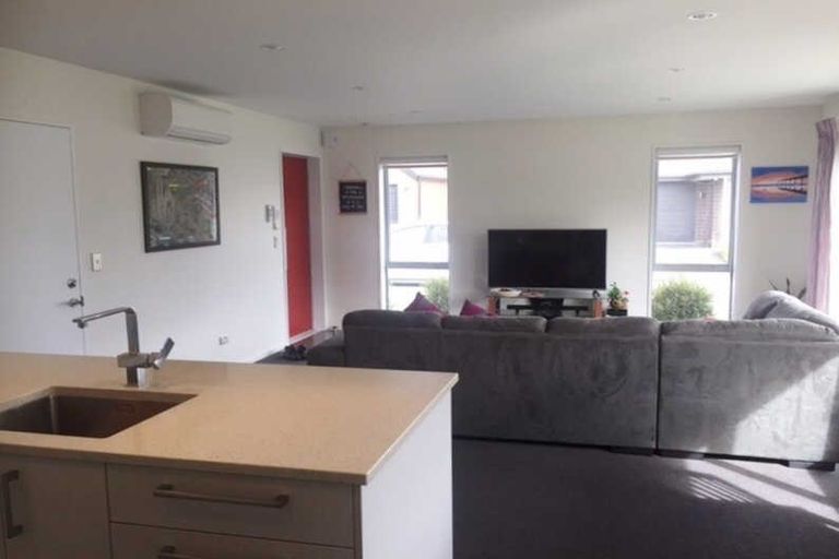 Photo of property in 12 Blaenavon Lane, Halswell, Christchurch, 8025