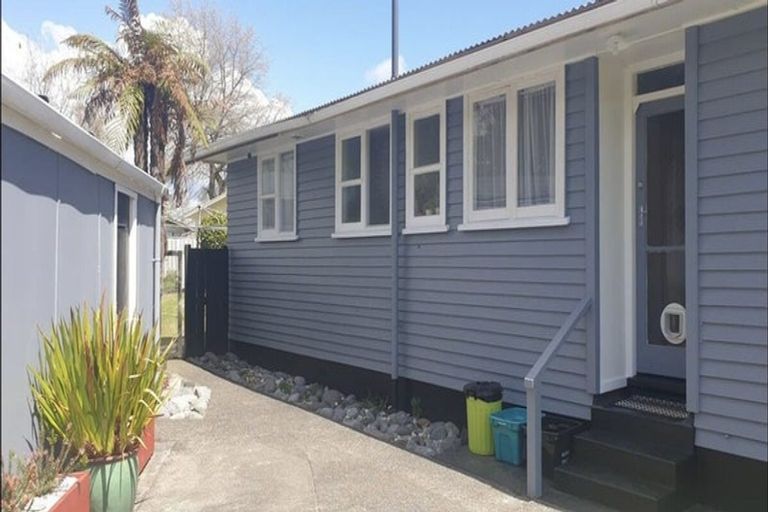 Photo of property in 6 Marotoa Grove, Turangi, 3334