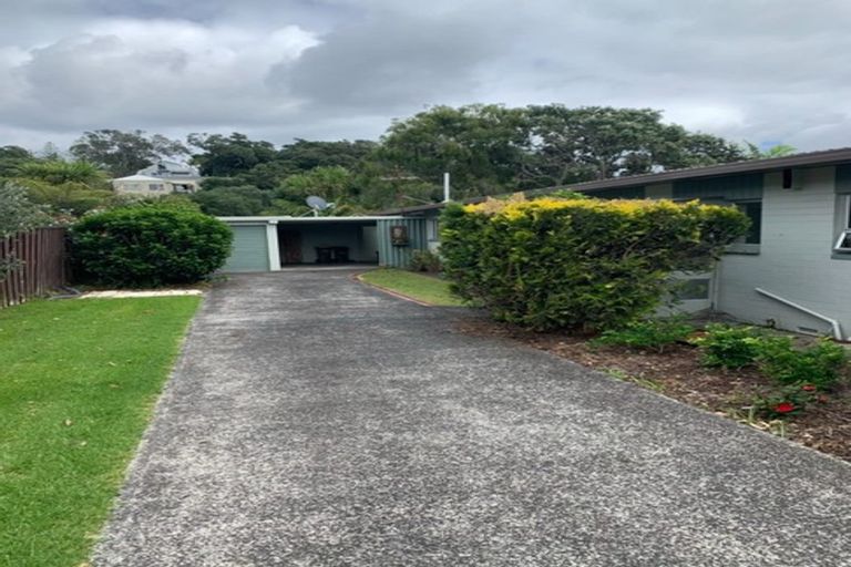Photo of property in 1/15 Omana Road, Milford, Auckland, 0620