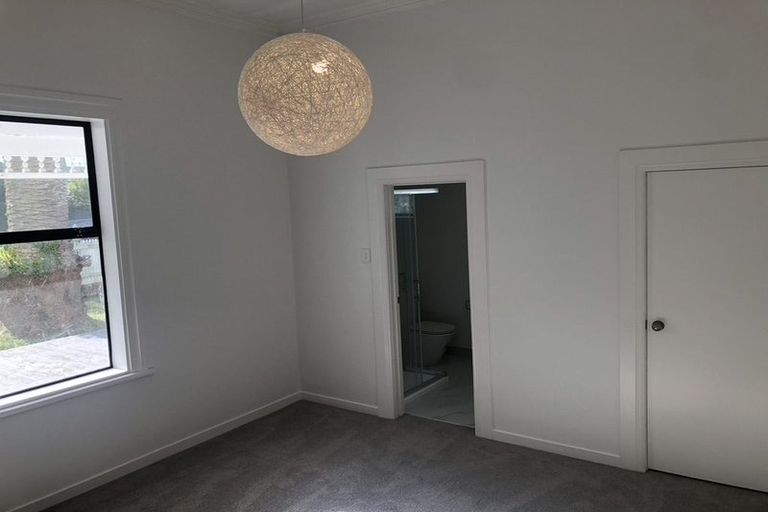 Photo of property in 59 Aroha Avenue, Sandringham, Auckland, 1025