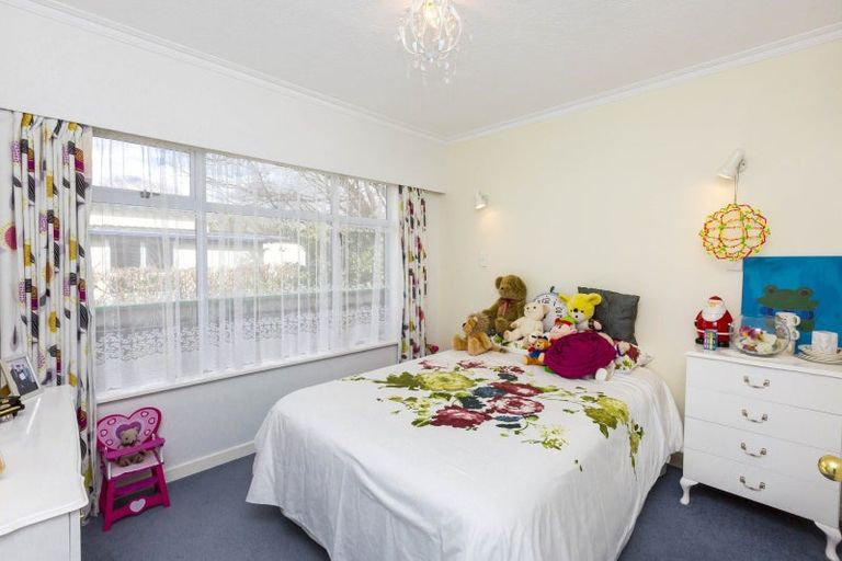 Photo of property in 380 Fergusson Drive, Heretaunga, Upper Hutt, 5018