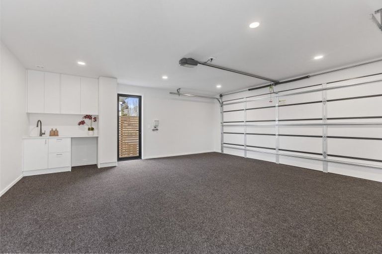 Photo of property in 11 Stoneleigh Drive, Wanaka, 9305