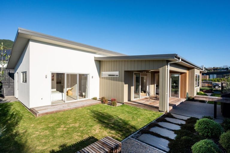 Photo of property in 11 Poukirikiri Place, Richmond, 7020