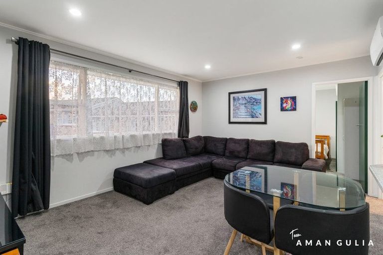 Photo of property in 10/85 Edmonton Road, Henderson, Auckland, 0612