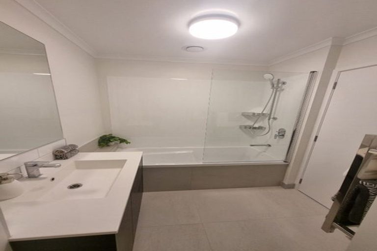 Photo of property in 76 Rahopuru Road, Westgate, Auckland, 0614