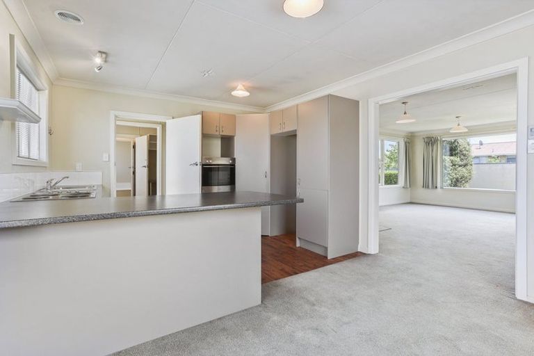 Photo of property in 14 Fraser Place, Rangiora, 7400