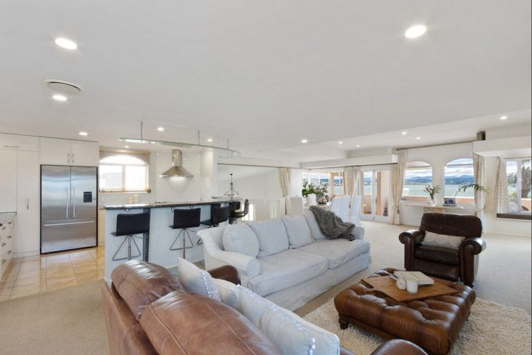 Photo of property in 14 Charles Street, Westshore, Napier, 4110