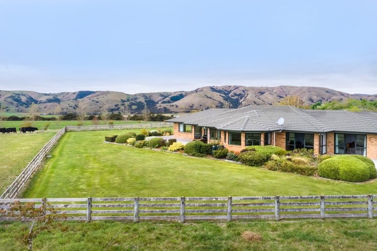 Photo of property in 184 Glenmorven Road, Morison Bush, Greytown, 5794