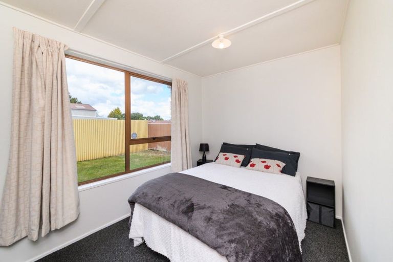 Photo of property in 15a Carthew Street, Feilding, 4702