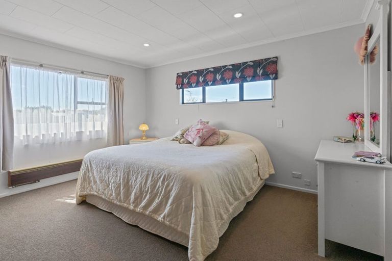 Photo of property in 35 Burn Street, Levin, 5510