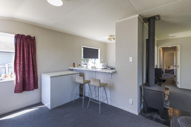 Photo of property in 8 Mercury Street, Milson, Palmerston North, 4414