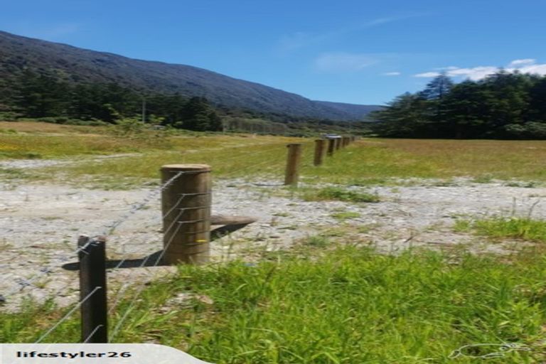 Photo of property in 73 Jacksons Road, Lyttelton, 8082