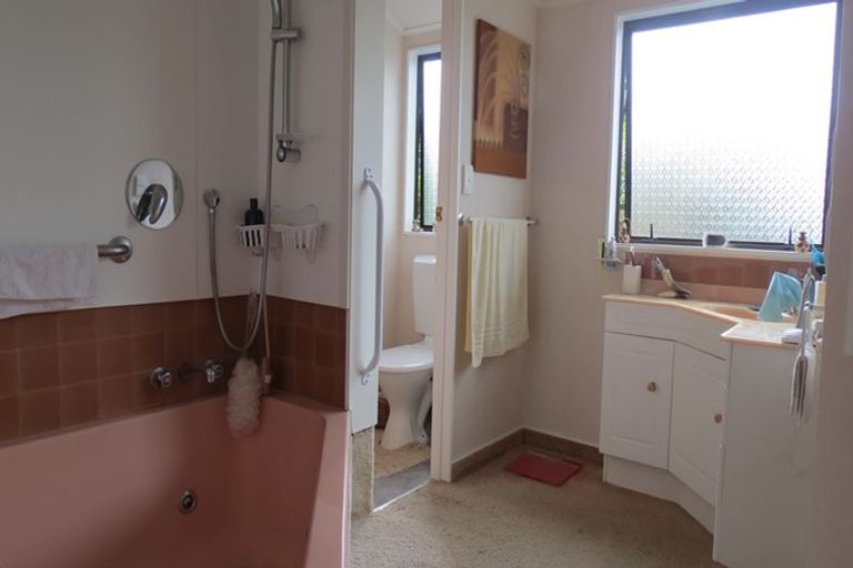 Photo of property in 74 Hokianga Road, Dargaville, 0310