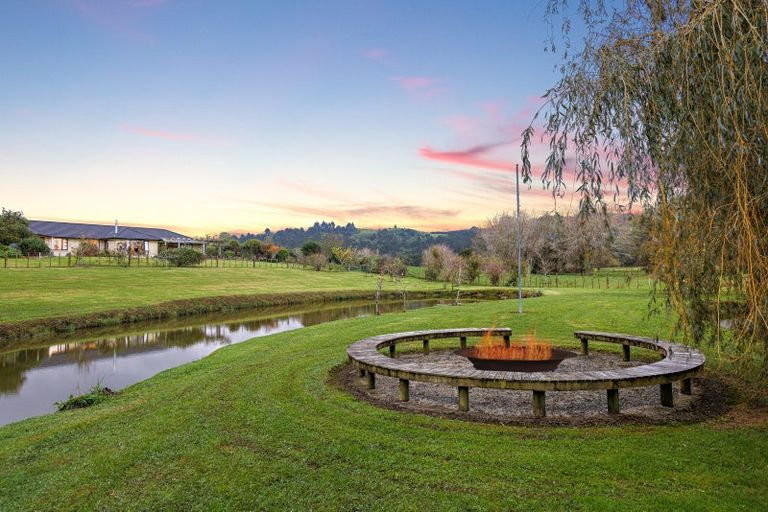 Photo of property in 86 Streamlands Swamp Road, Kaipara Flats, Warkworth, 0981