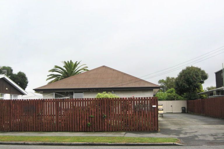 Photo of property in 2/109 Gayhurst Road, Dallington, Christchurch, 8061