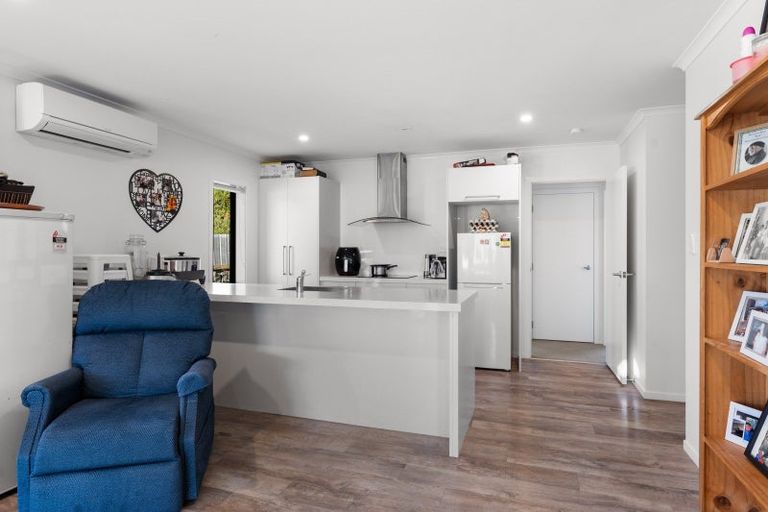 Photo of property in 25d Stout Street, Shannon, 4821