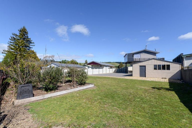 Photo of property in 16 Bay Grove, Pukehangi, Rotorua, 3015