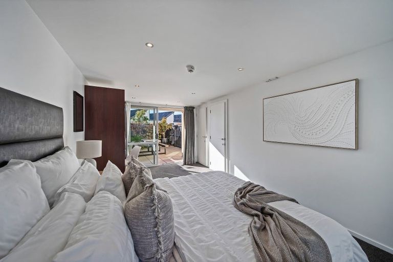 Photo of property in Merivale Manor Townhouse, 123d Papanui Road, Merivale, Christchurch, 8014