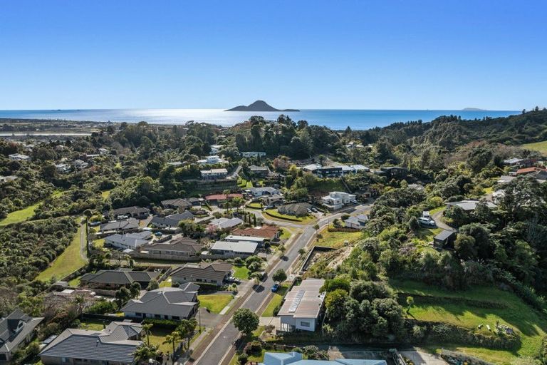 Photo of property in 18 The Fairway, Whakatane, 3120
