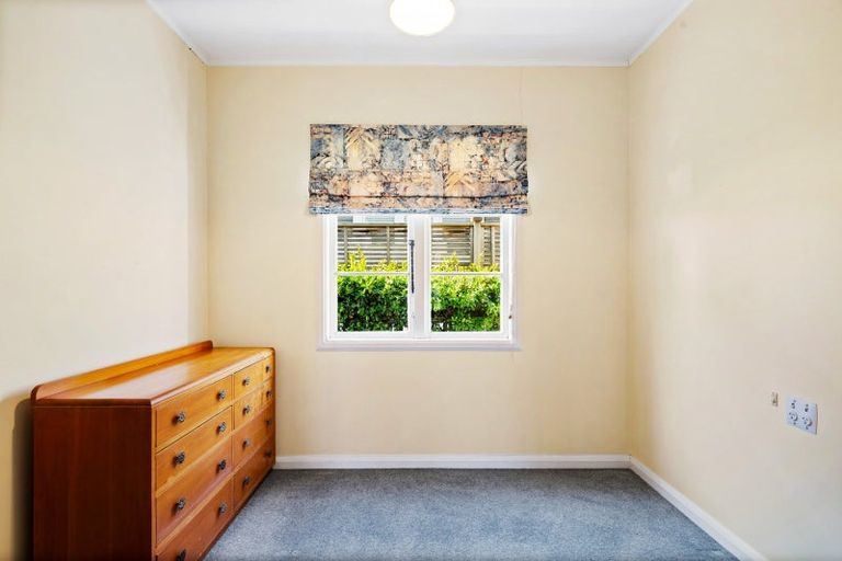 Photo of property in 11 Coleman Terrace, Hospital Hill, Napier, 4110