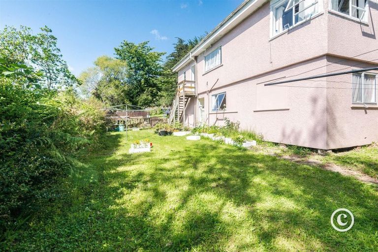 Photo of property in 292 Main Road, Tawa, Wellington, 5028