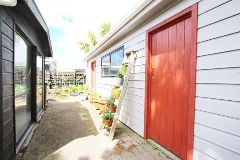 Photo of property in 308 Hetherington Road, Whangamata, 3620