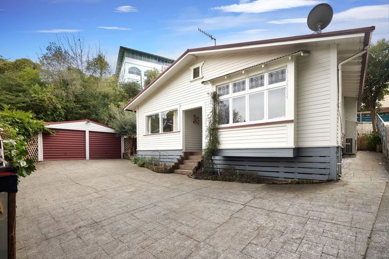 Photo of property in 4a France Road, Bluff Hill, Napier, 4110