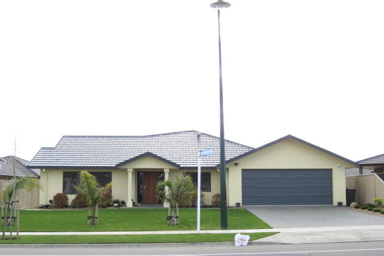 Photo of property in 15 Russell Robertson Drive, Havelock North, 4130