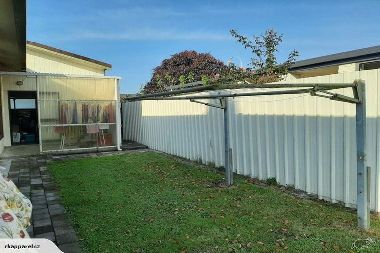 Photo of property in 8 Knightsbridge Place, Dinsdale, Hamilton, 3204