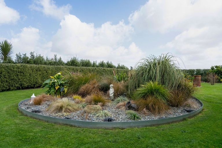 Photo of property in 9 Ruapai Drive, Levin, 5571