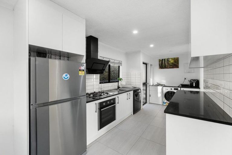 Photo of property in 1/34a Helena Street, Massey, Auckland, 0614