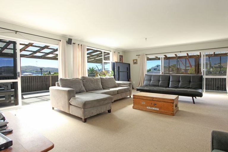 Photo of property in 2 Taipari Avenue, Raglan, 3225