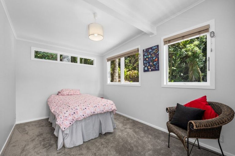 Photo of property in 45 Park Road, Titirangi, Auckland, 0604