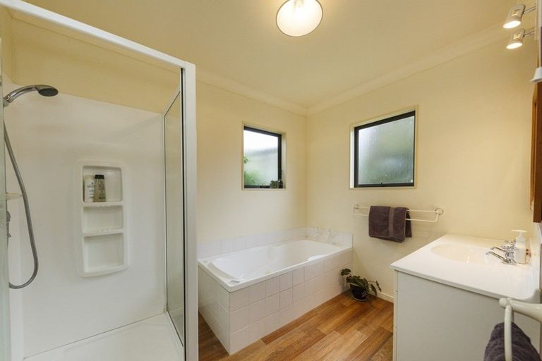 Photo of property in 44 Presidential Drive, Milson, Palmerston North, 4414