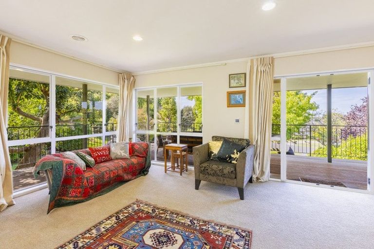 Photo of property in 43 Hetley Crescent, Taradale, Napier, 4112