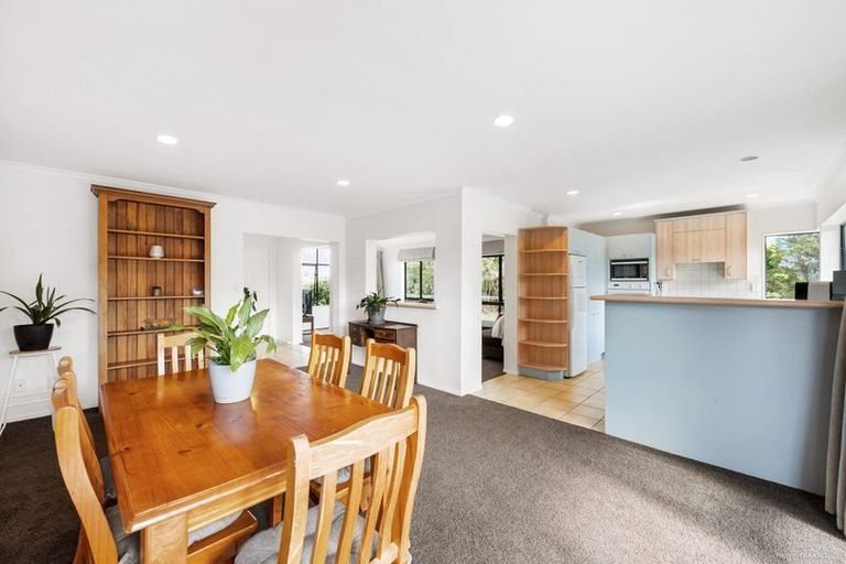 Photo of property in 14 Atworth Way, Burswood, Auckland, 2013
