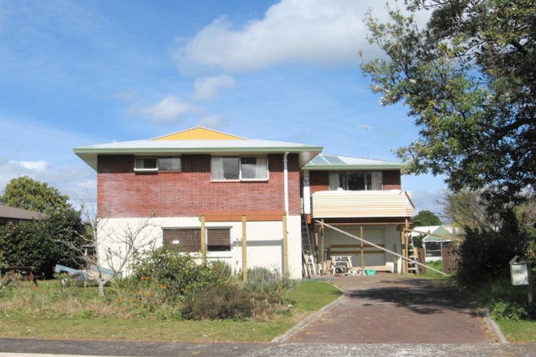 Photo of property in 76 Catherine Crescent, Whitianga, 3510