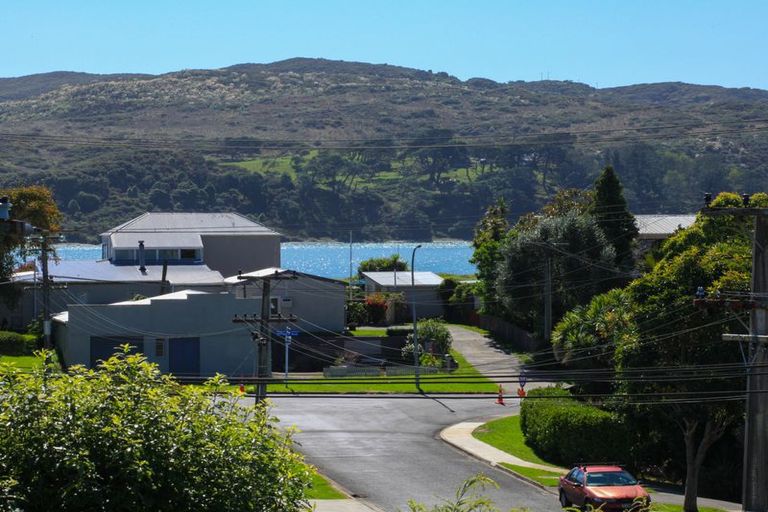 Photo of property in 2 Taipari Avenue, Raglan, 3225